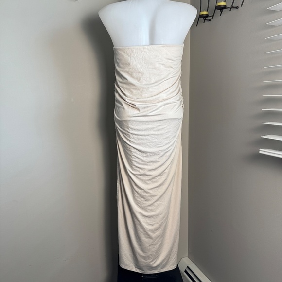 SWS Contour Strapless Tube Dress Beige/Cream Large Ruched Sides‎ Graduation Prom - Picture 3 of 16